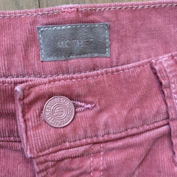 MOTHER The Outsider Crop Jean in Hopscotch - Picture 3 of 8